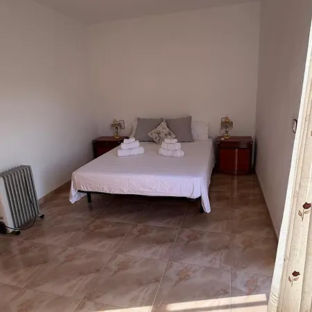 Tio Cuchi Holiday home Bolbaite